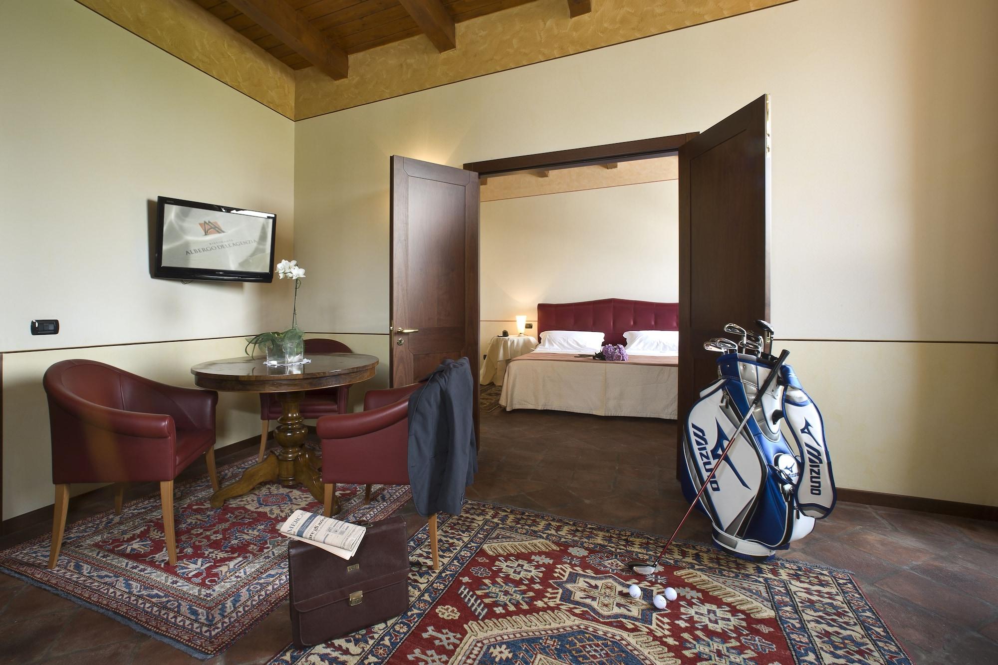 Albergo Dell'Agenzia Bra Bagian luar foto