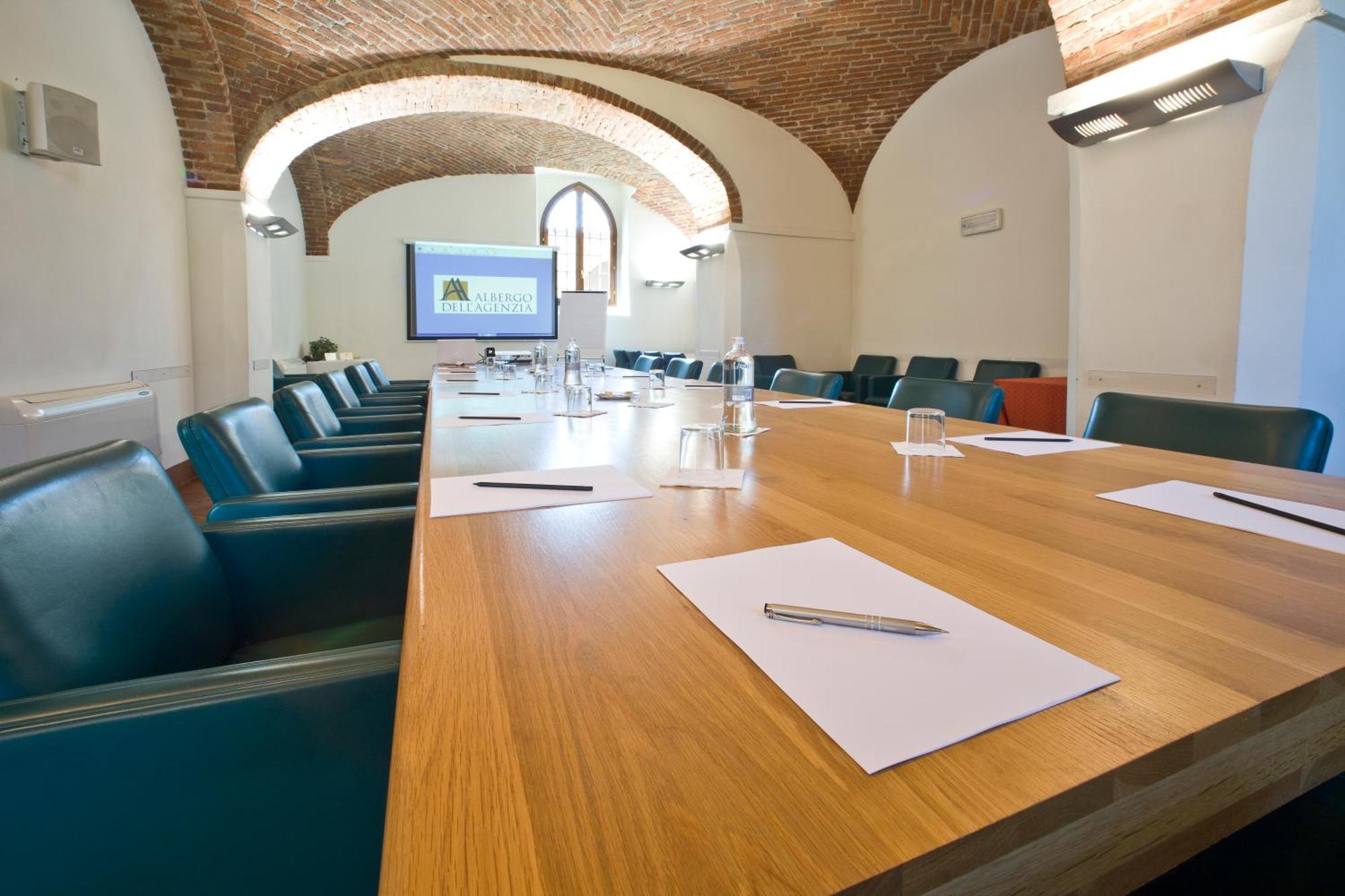 Albergo Dell'Agenzia Bra Bagian luar foto