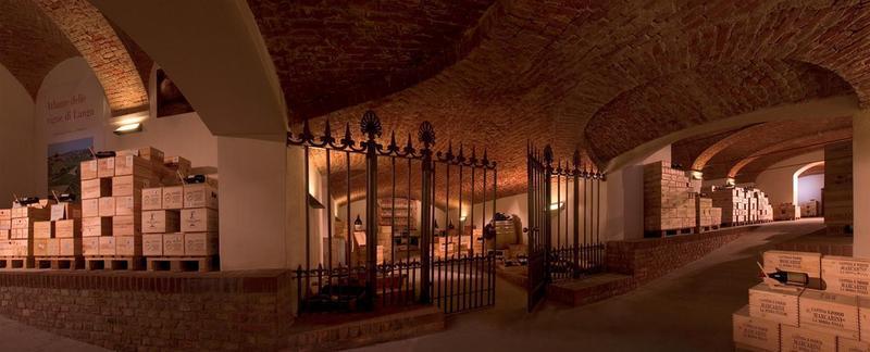Albergo Dell'Agenzia Bra Bagian luar foto