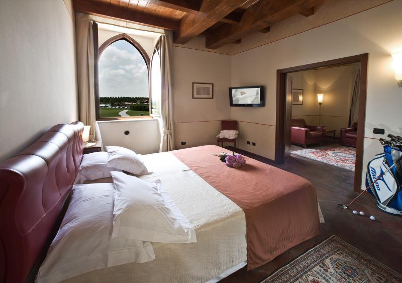 Albergo Dell'Agenzia Bra Bagian luar foto