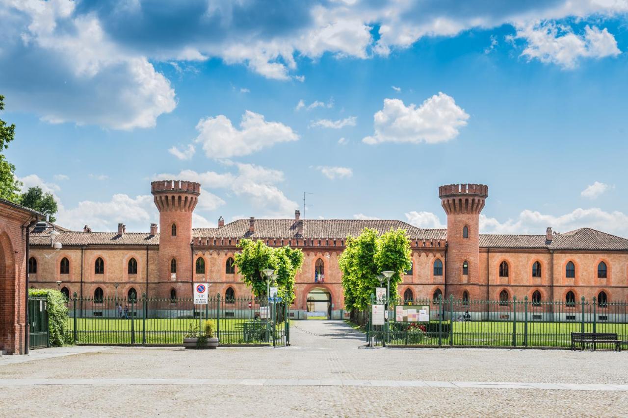 Albergo Dell'Agenzia Bra Bagian luar foto